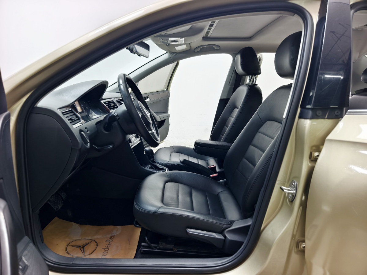 Volkswagen Santana 2015 #9 Volkswagen Santana 2015 car image #9