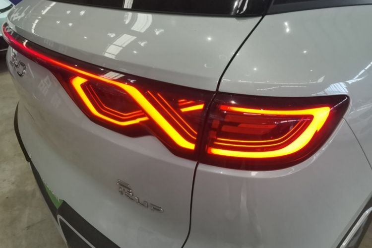 BYD YuanUP 2025 #8 BYD YuanUP 2025 car image #8