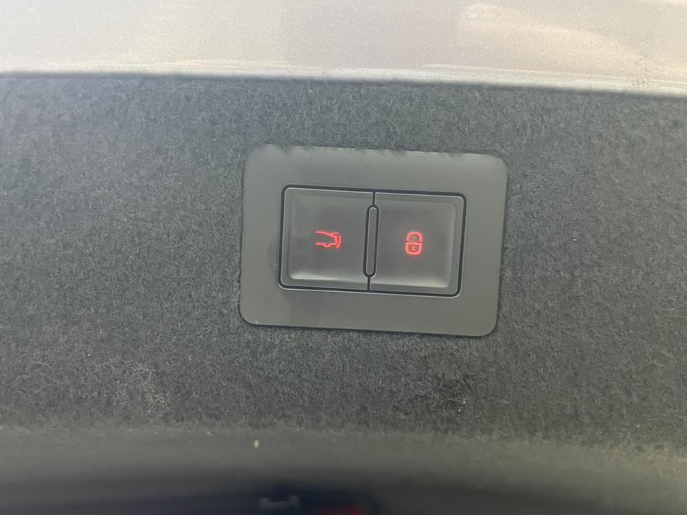 BYD Han 2024 car image #9