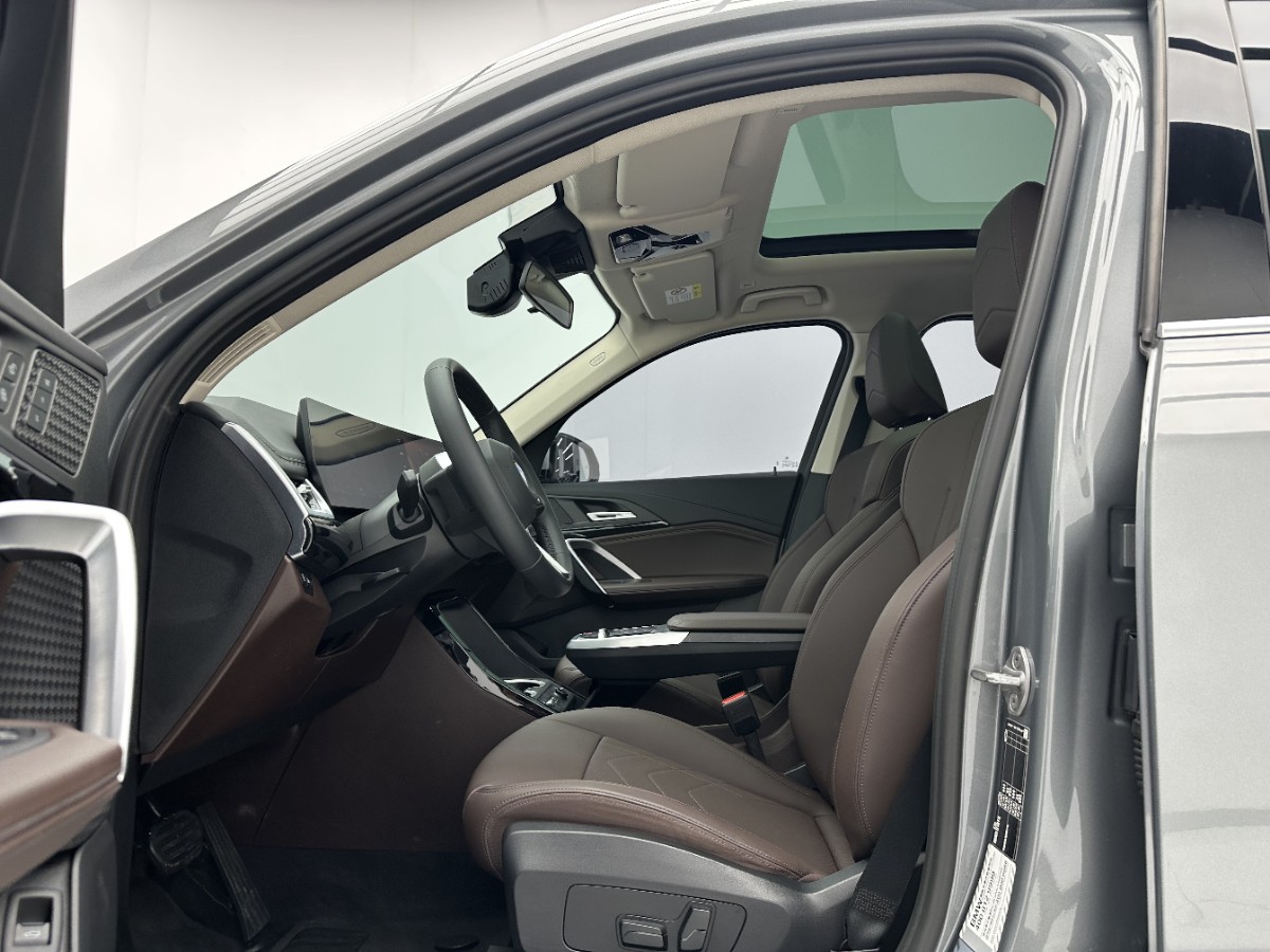 BMW X1 2023 car image #5