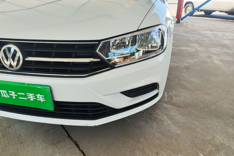 Volkswagen Bora 2023 imagen de coche #23