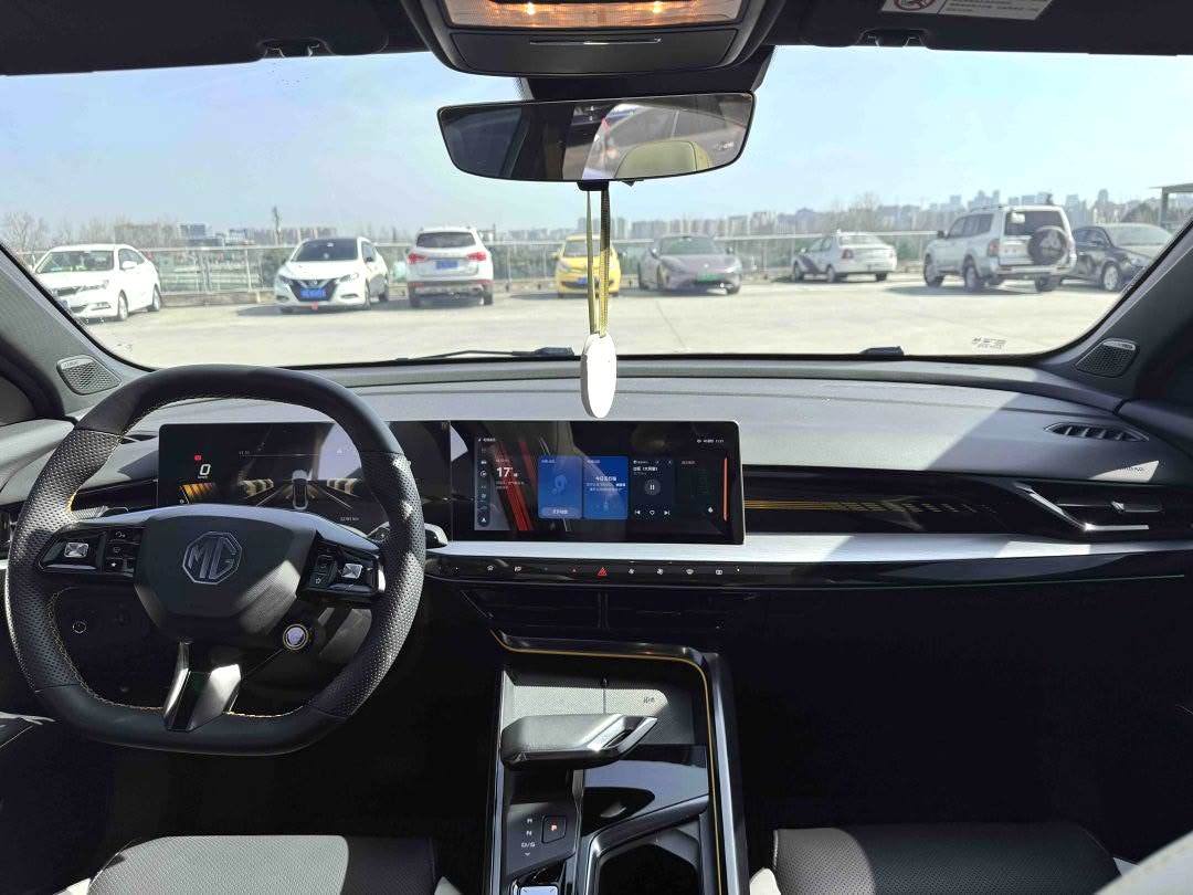 MG 5 Scorpio 2024 immagine di auto #5