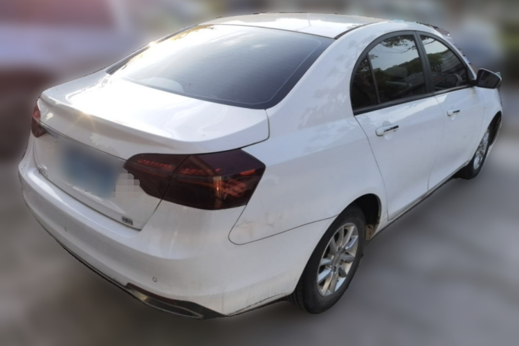 GEELY Emgrand 2020 image de voiture #7
