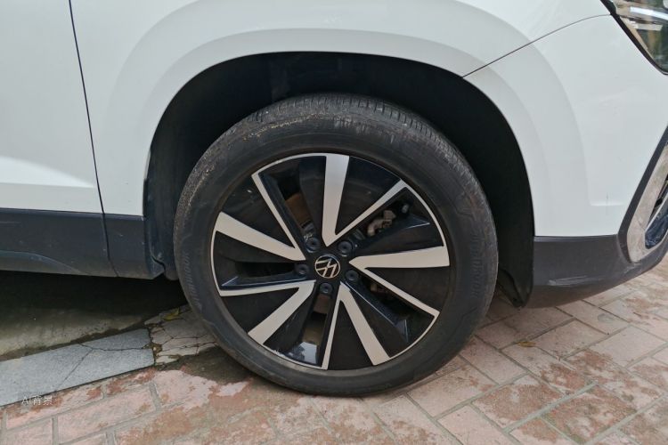Volkswagen Tharu 2023 car image #9