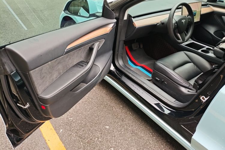 Tesla Model 3 2022 #16 Tesla Model 3 2022 صورة سيارة #16