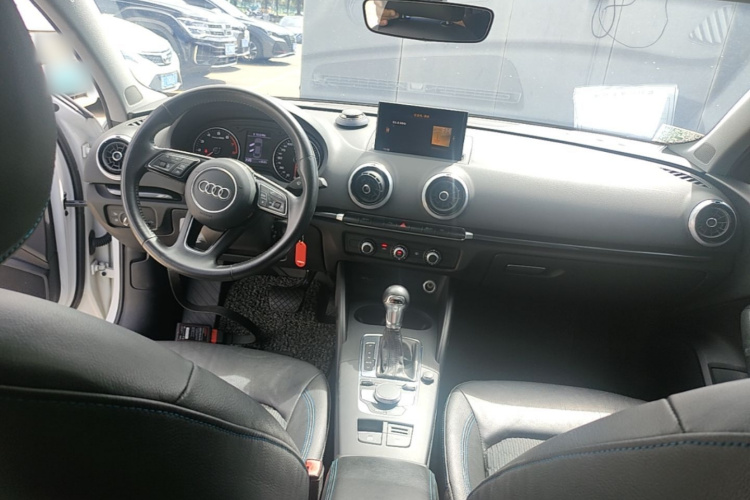 Audi A3 2019 #11 Audi A3 2019 car image #11