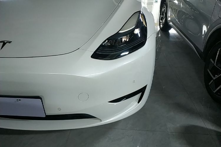 Tesla Model Y 2023 #23 Tesla Model Y 2023 car image #23