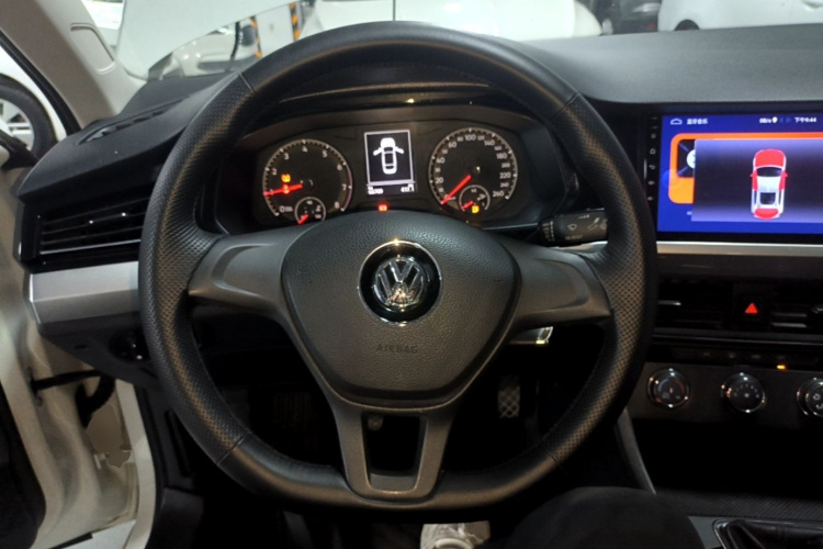 Volkswagen Bora 2019 #11 Volkswagen Bora 2019 car image #11