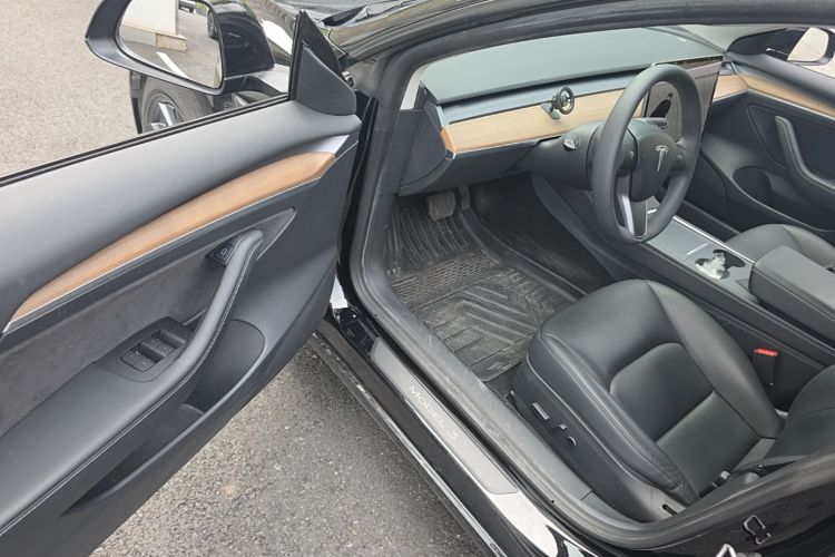 Tesla Model 3 2021 #16 Tesla Model 3 2021 car image #16