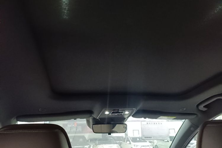 BYD Han 2022 car image #18