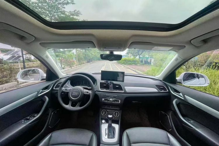 Audi Q3 2019 #10 Audi Q3 2019 car image #10