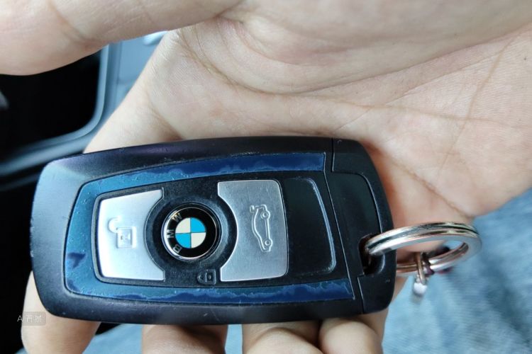 BMW 3 Series 2017 #10 BMW 3 Series 2017 car image #10