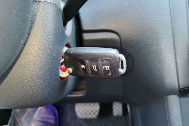 Volkswagen Polo 2017 #14 Volkswagen Polo 2017 car image #14