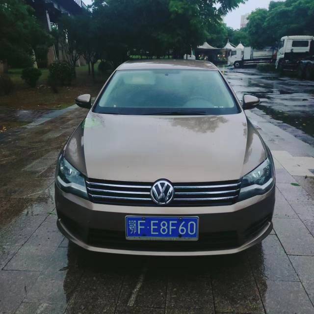 Volkswagen Bora 2015 car image #2