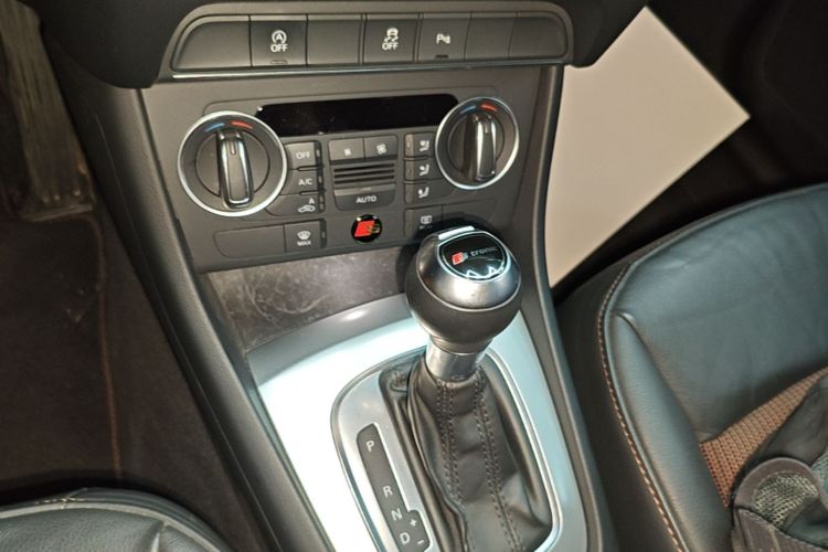 Audi Q3 2017 #18 Audi Q3 2017 car image #18