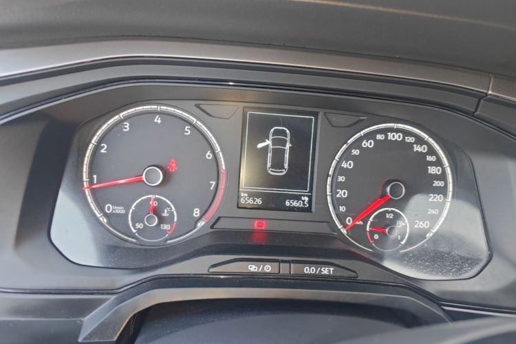 Volkswagen Polo 2021 car image #12