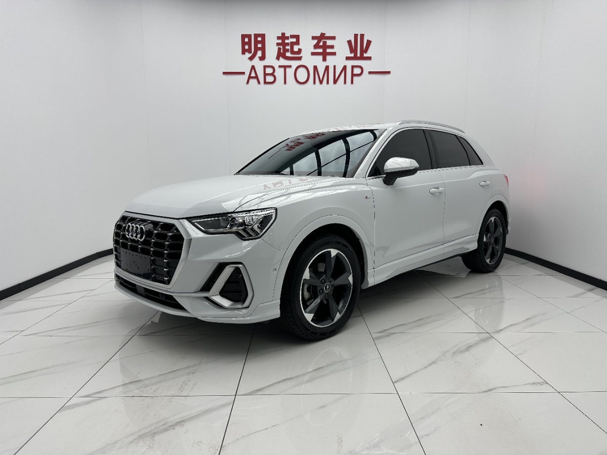 Audi Q3 2023 Audi Q3 2023 car image