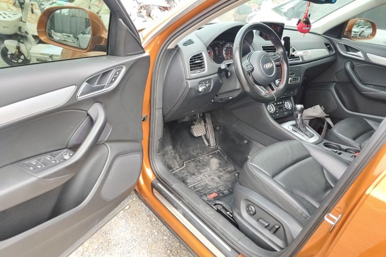 Audi Q3 2015 #16 Audi Q3 2015 car image #16