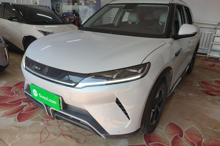 BYD YuanUP 2024 #2 BYD YuanUP 2024 car image #2