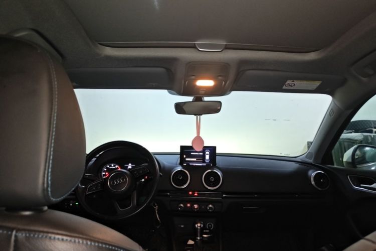 Audi A3 2021 immagine di auto #20