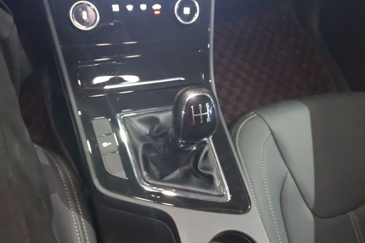 Chery Arrizo 5 2025 immagine di auto #17