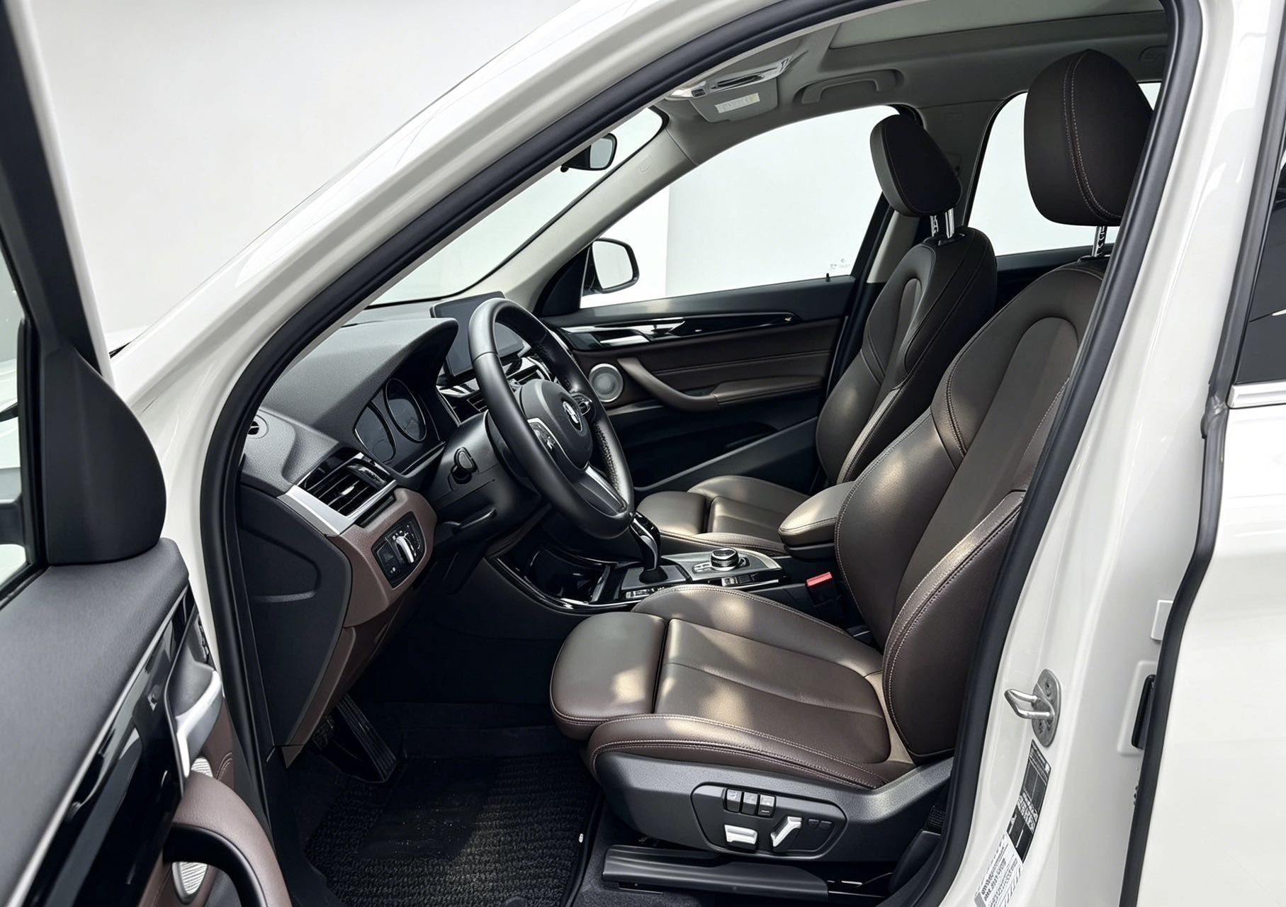 2023 #3 2023 immagine di auto #3