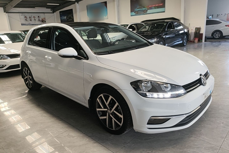 Volkswagen Golf 2020 immagine di auto #4