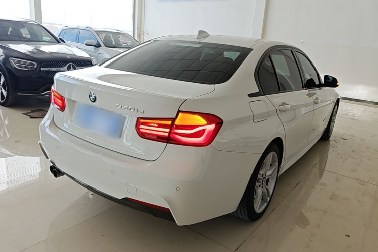 BMW 3 Series 2017 #7 BMW 3 Series 2017 car image #7