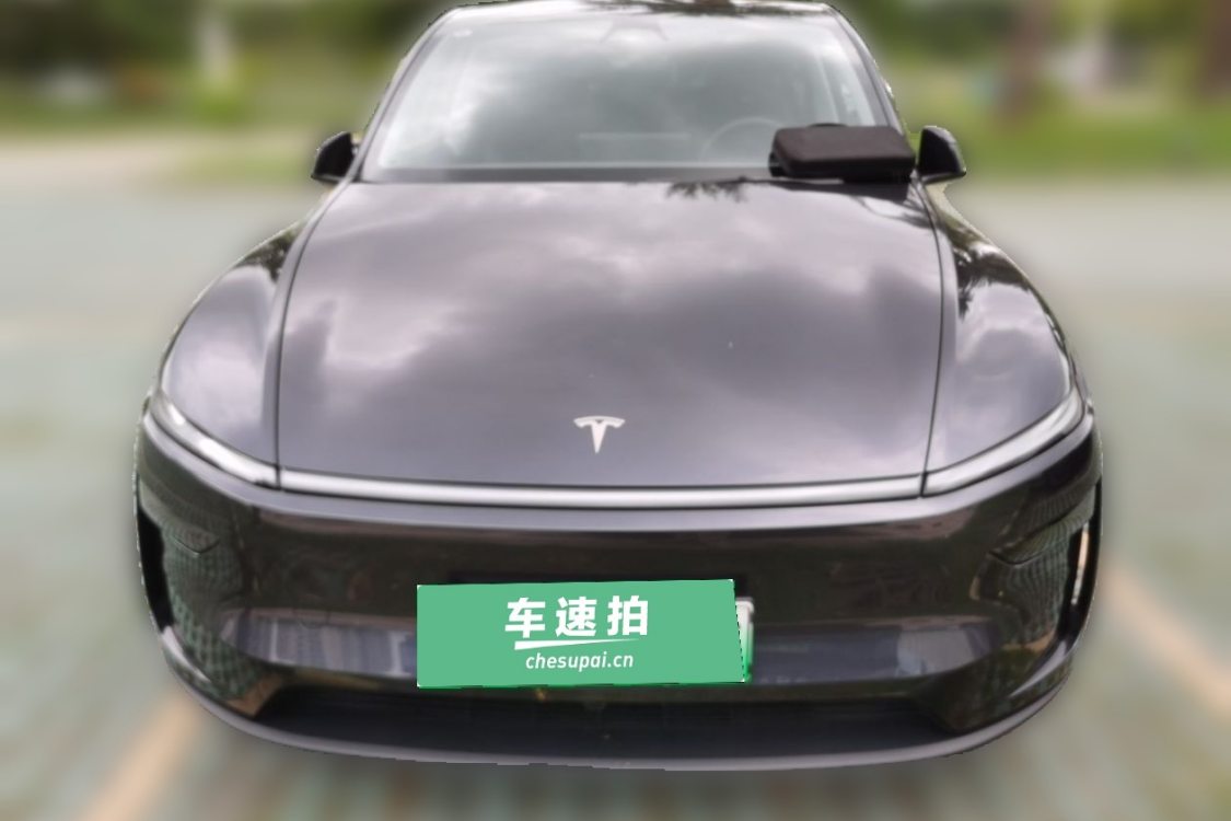 Tesla Model Y 2025 car image #5