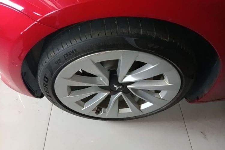 Tesla Model 3 2022 car image #9