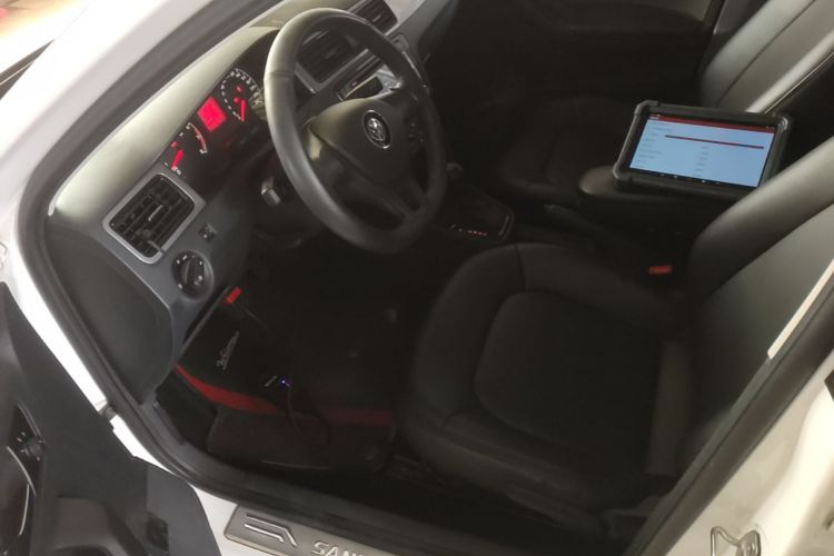 Volkswagen Santana 2017 car image #15