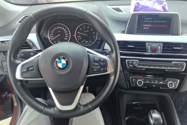 BMW X1 2018 imagem de carro #10