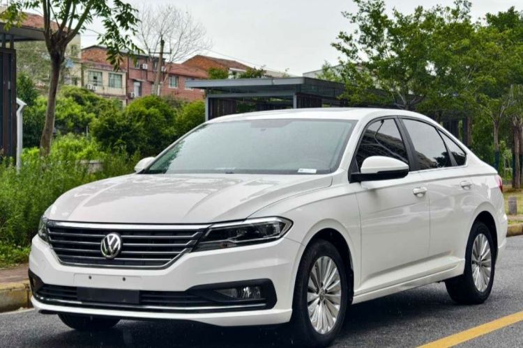 Volkswagen Lavida 2020 car image #2