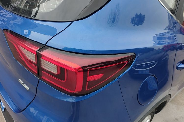 MG ZS 2017 #8 MG ZS 2017 car image #8