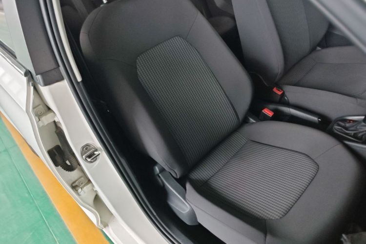 Volkswagen Santana 2022 car image #24