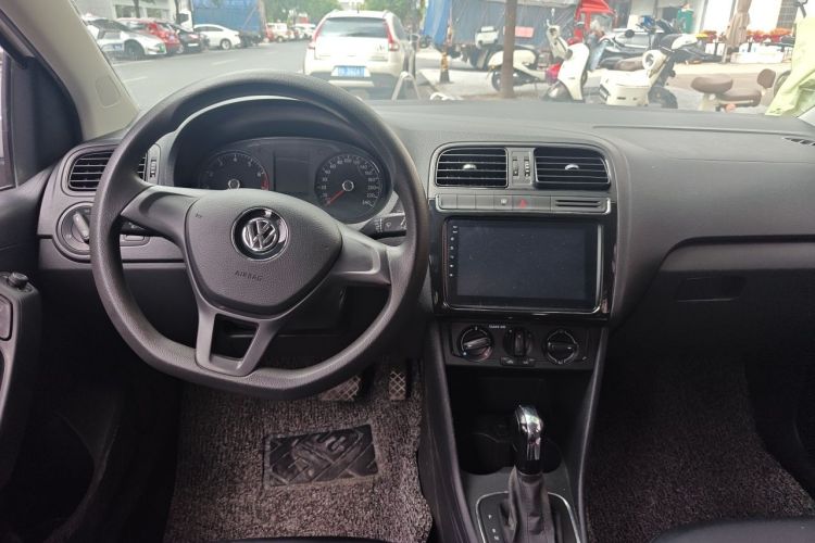 Volkswagen Polo 2018 #12 Volkswagen Polo 2018 car image #12