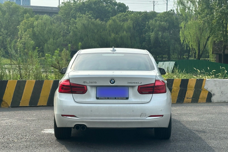 BMW 3 Series 2017 #8 BMW 3 Series 2017 car image #8
