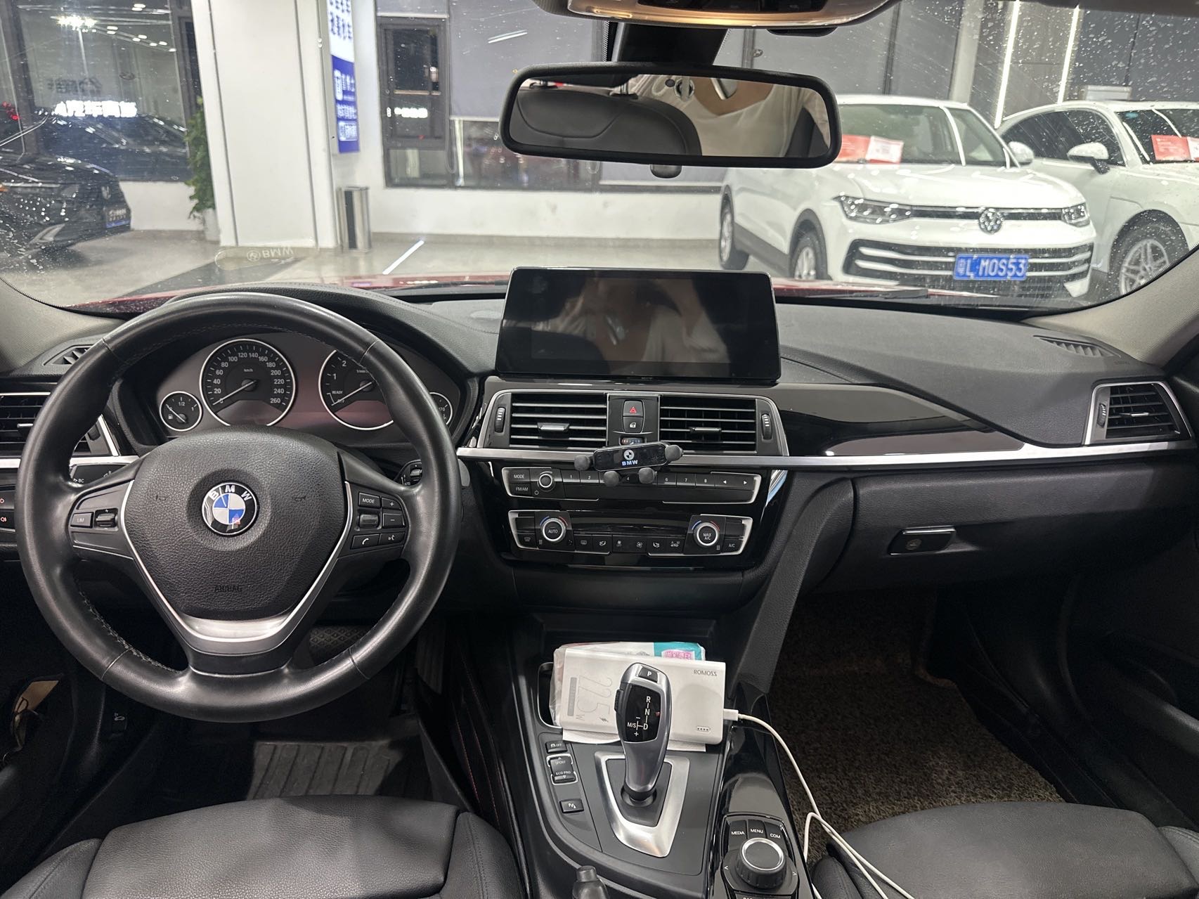 BMW 3 Series 2018 #4 BMW 3 Series 2018 car image #4