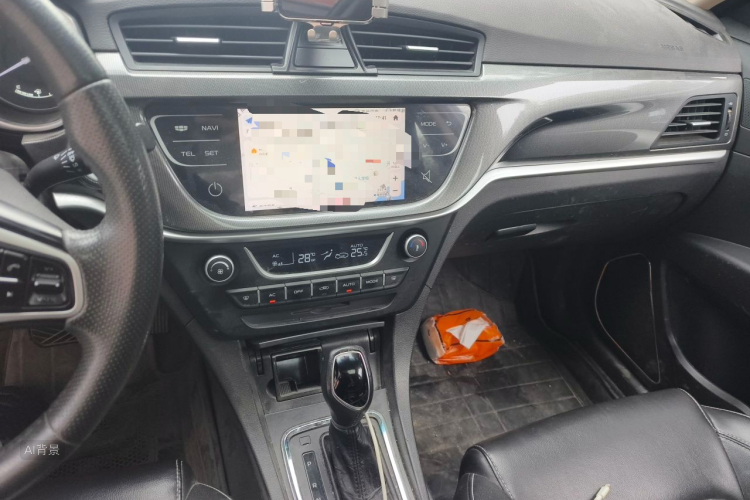 GEELY Emgrand 2017 car image #15