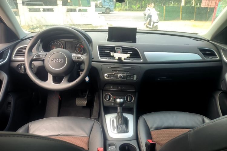 Audi Q3 2018 #10 Audi Q3 2018 car image #10