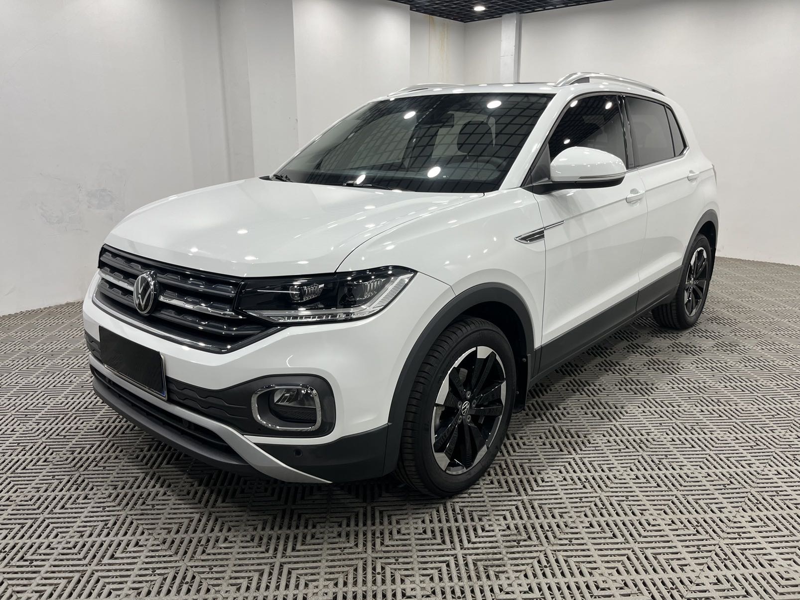 Volkswagen Tacqua 2021 汽车图片 