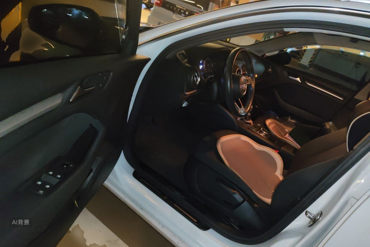 Audi A3 2017 car image #18