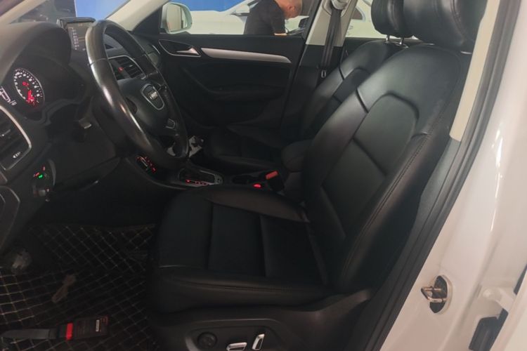 Audi Q3 2016 imagen de coche #15