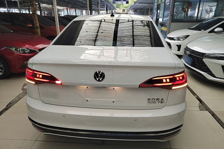 Volkswagen Bora 2022 immagine di auto #6