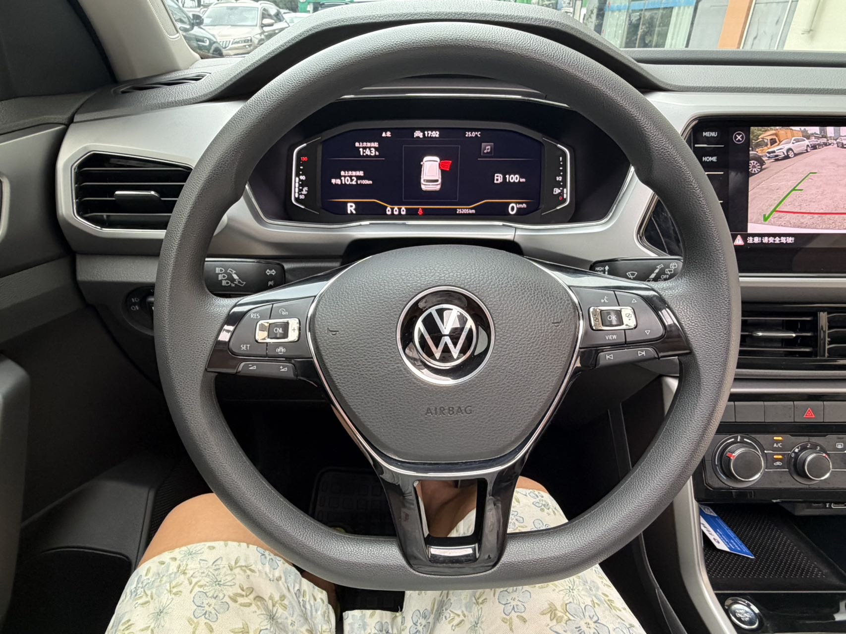 Volkswagen T-Cross 2021 immagine di auto #10