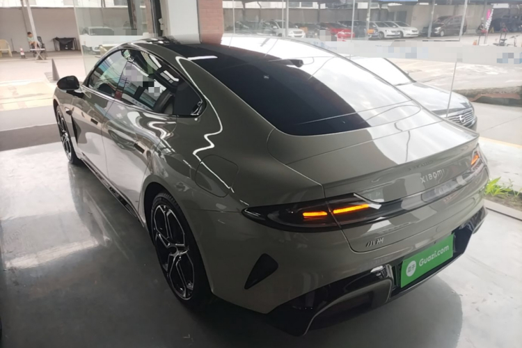 MI SU7 2025 car image #5