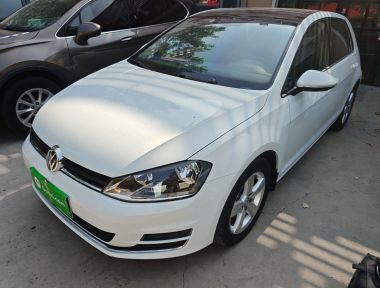 Volkswagen Golf 2015 car image 