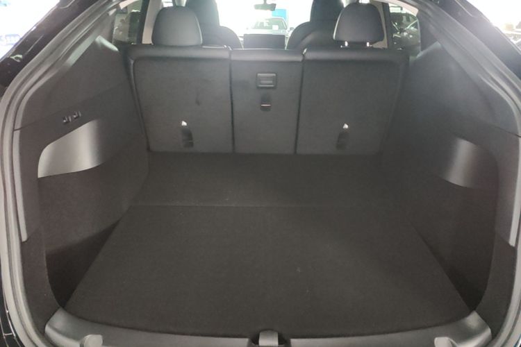 Tesla Model Y 2022 #19 Tesla Model Y 2022 car image #19