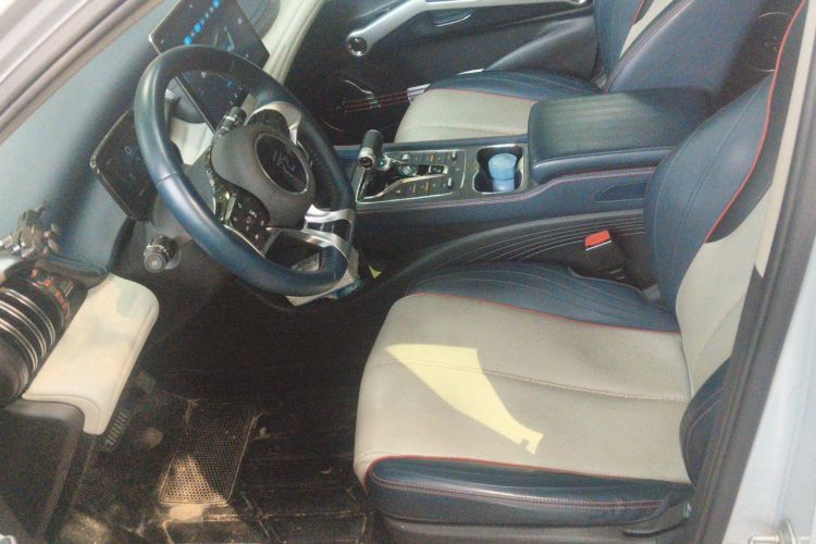 BYD Yuan Plus 2022 صورة سيارة #15