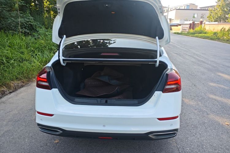 GEELY Emgrand 2021 #19 GEELY Emgrand 2021 car image #19